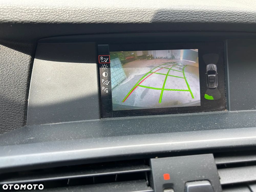 BMW X3 xDrive20d - 11