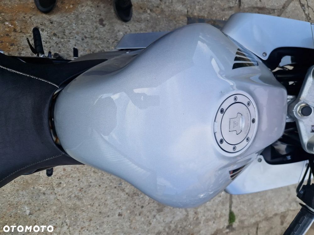 Honda VFR - 39