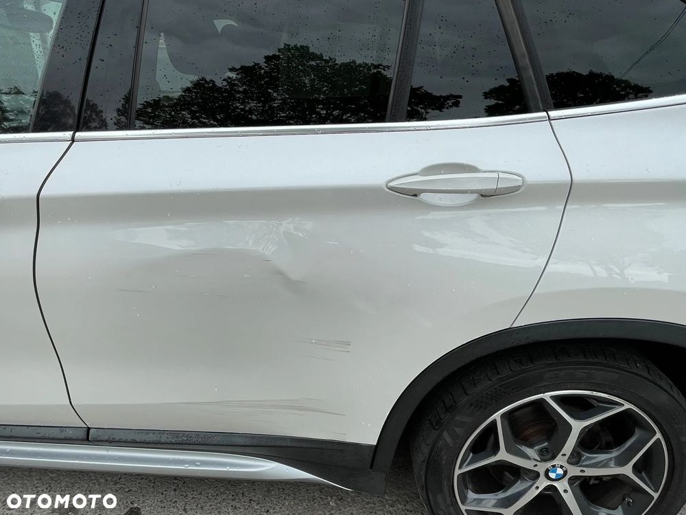 BMW X1 xDrive28i xLine - 9