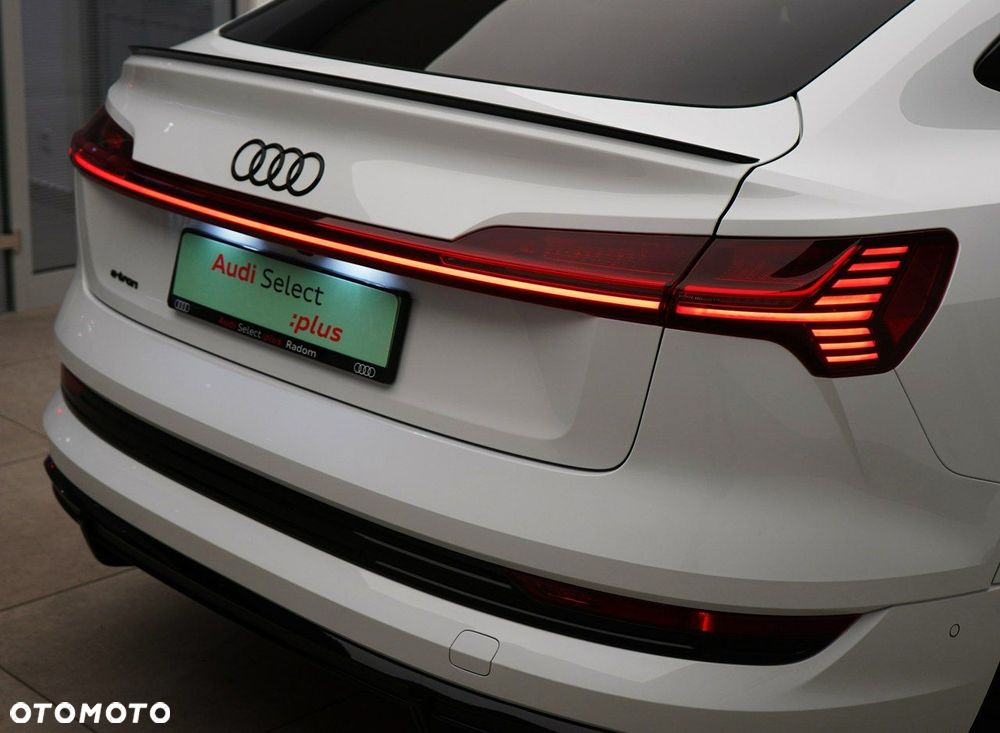 Audi e-tron Sportback - 10