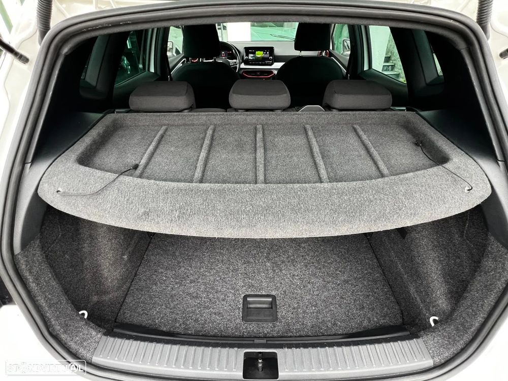 SEAT Arona 1.0 TSI FR - 14