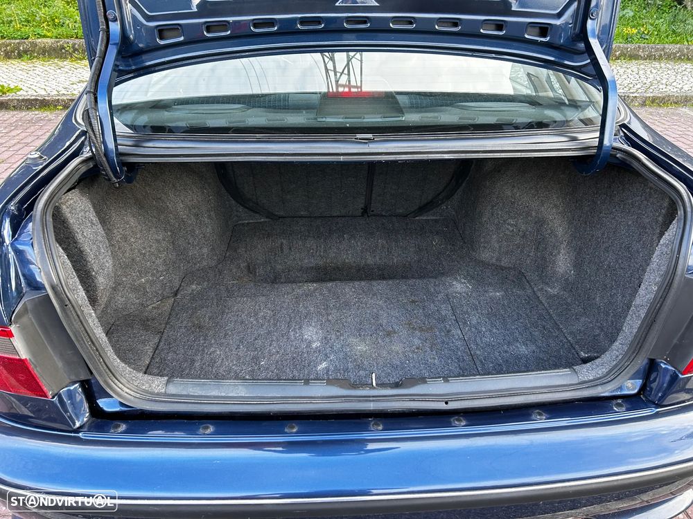 Honda Accord 2.0i ES - 6