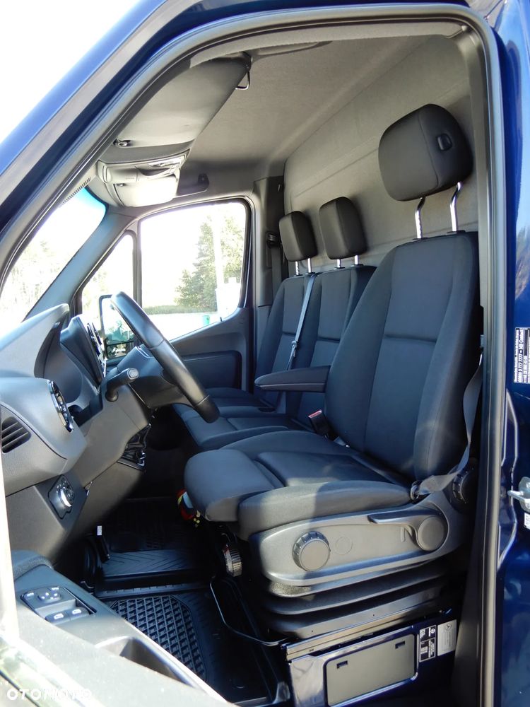 Mercedes-Benz Sprinter 519 CDI V6 3.0 CDI 190 KM FIRANA X 2 Skrzynia 4.52 Cm 9 E.Palet Dach Suwany Lakier Metalik Rozstaw Osi 4325 mm WZMACNIANY Stan Auta NOWY JEDYNY TAKI PRAWDZIWY UNIKAT - 31