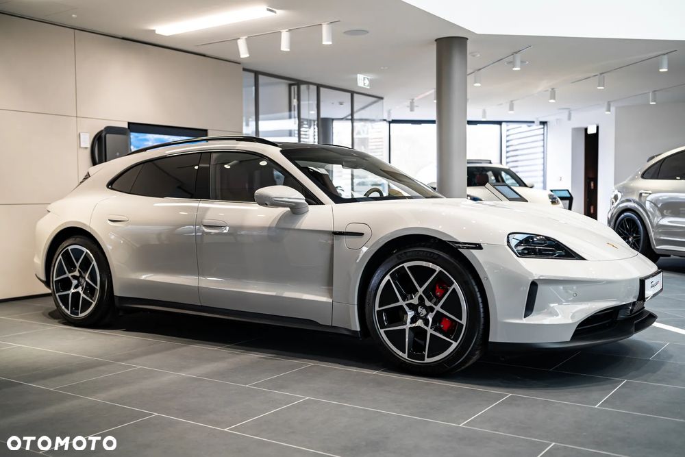 Porsche Taycan 105kWh 4S Cross Turismo - 8