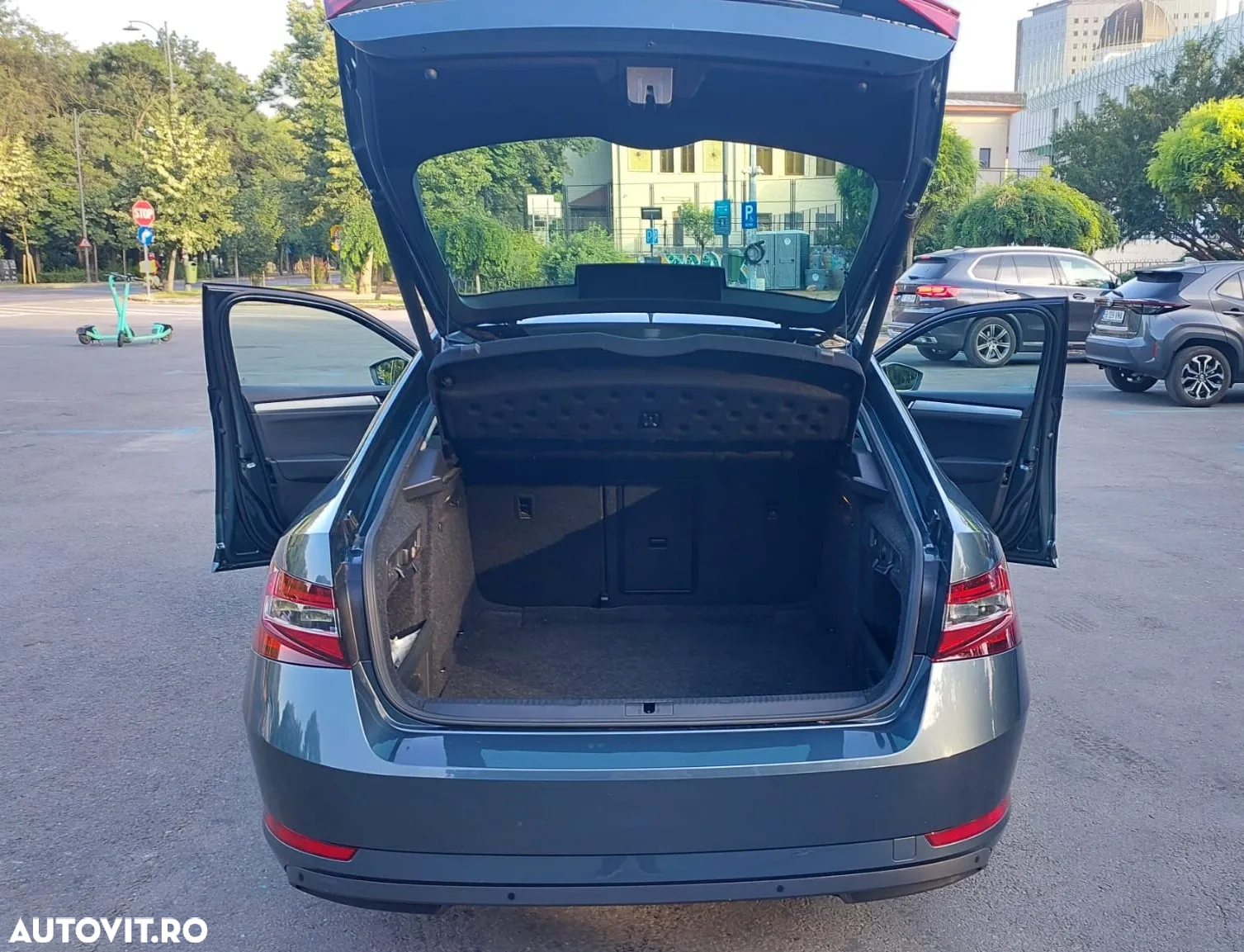 Skoda Superb 1.5 TSI DSG Ambition - 5
