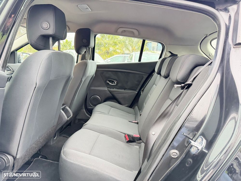 Renault Mégane 1.5 dCi Dynamique S EDC CO2 Champion - 19