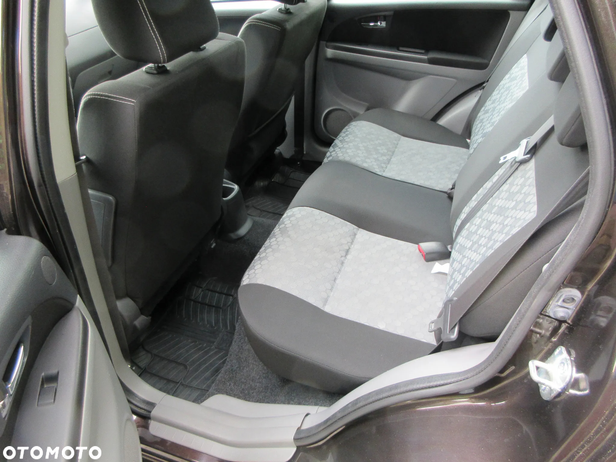Suzuki SX4 2.0 DDiS Premium 4WD - 16