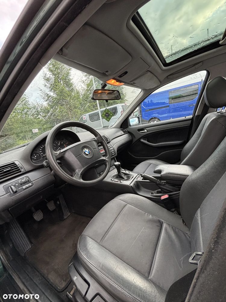 BMW Seria 3 - 35