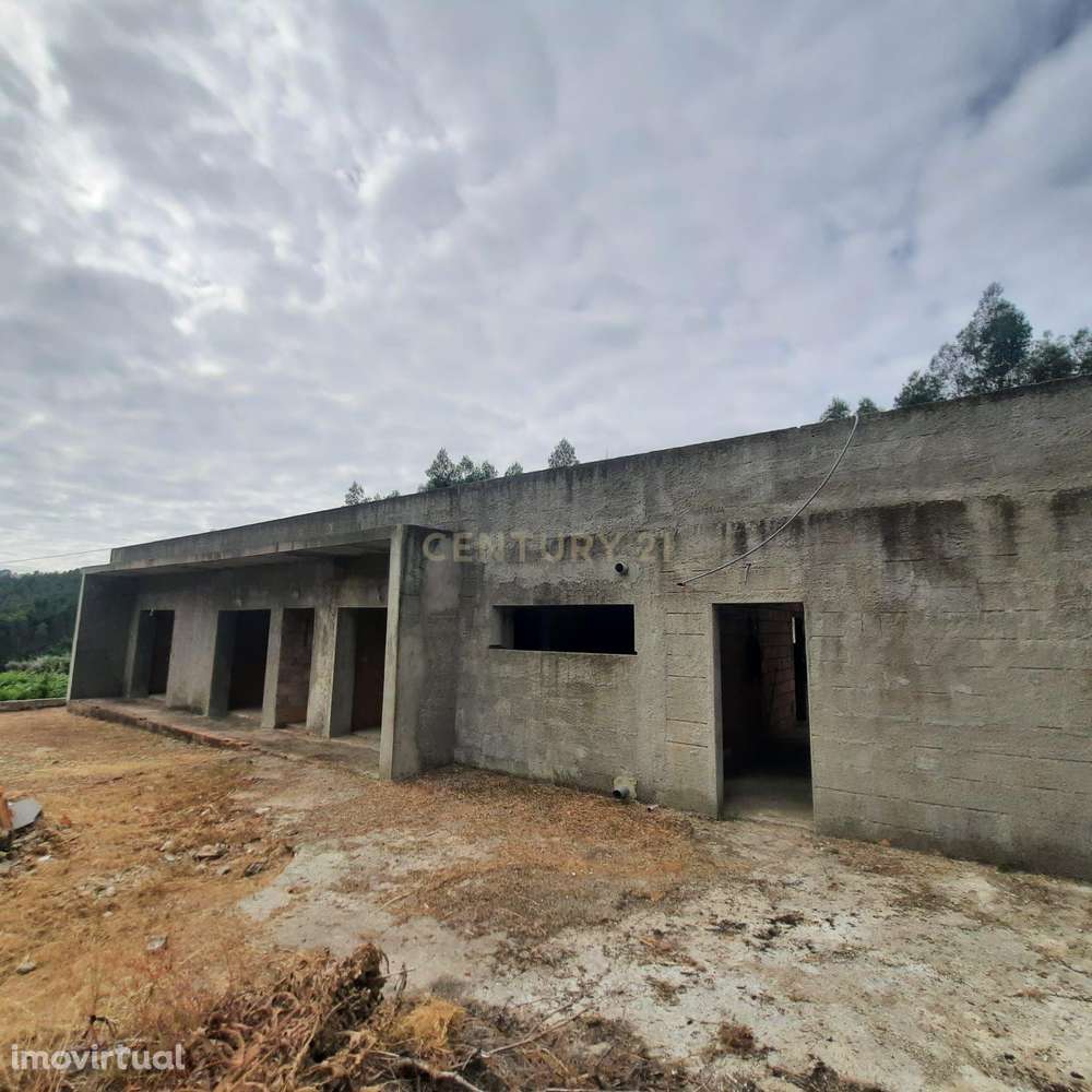 Casa moderna T3  e terreno rústico perto de Oliveira de Frades e Vouze - Grande imagem: 5/39