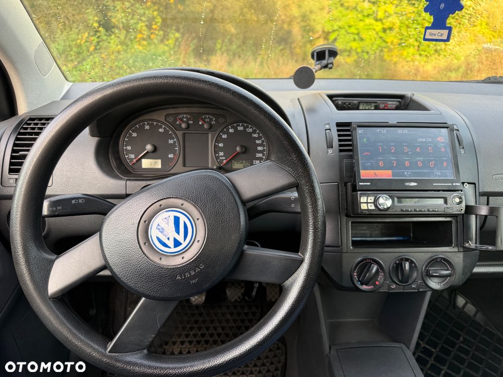 Volkswagen Polo - 23