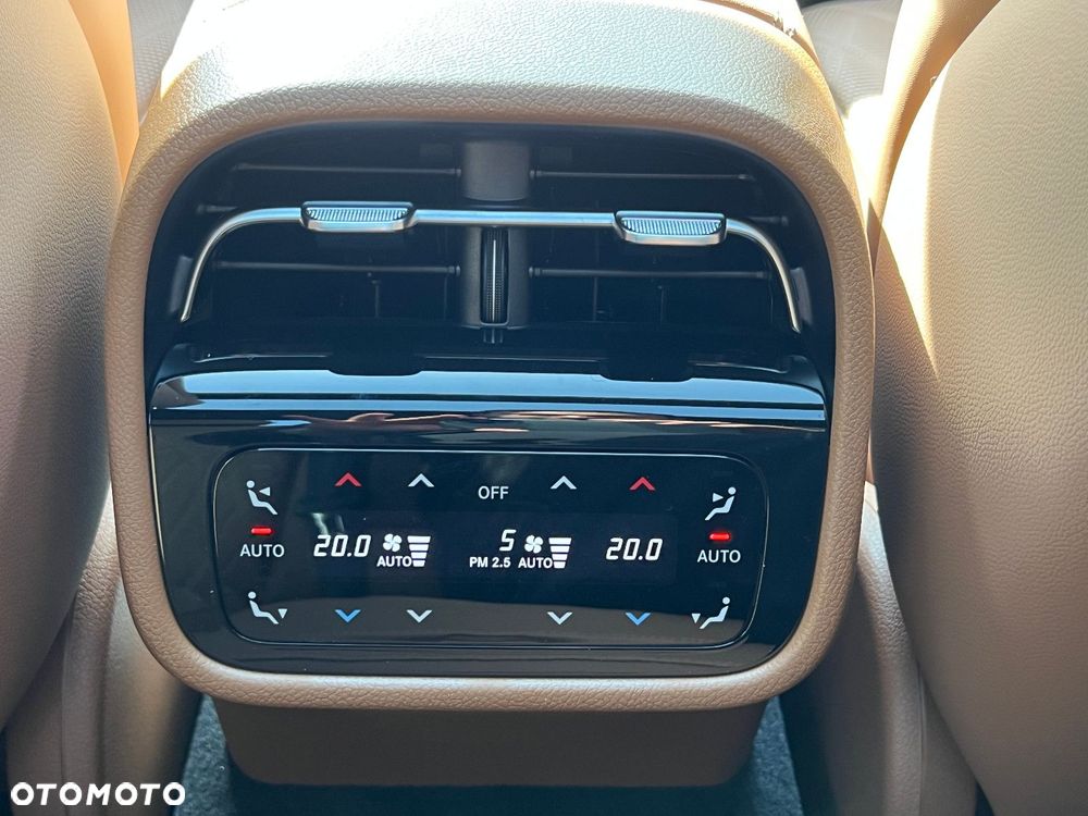 Mercedes-Benz Klasa E 220 d 4-Matic AMG - 29