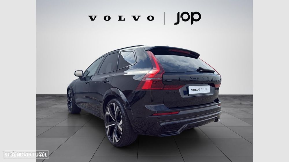 Volvo XC 60 2.0 T6 PHEV Black Edition AWD — fotografia 3