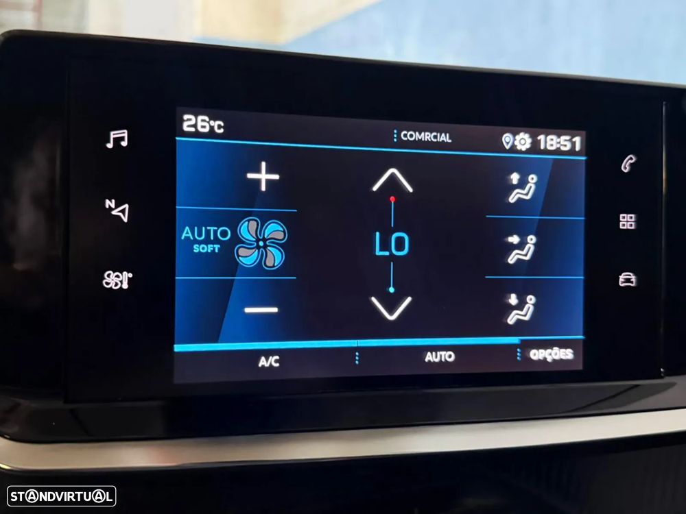 Peugeot 2008 1.2 PureTech Allure - 11