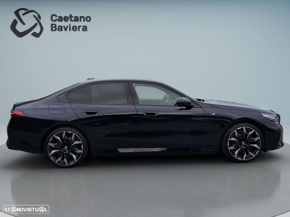 BMW i5 eDrive40 Pack Desportivo M Pro - 9