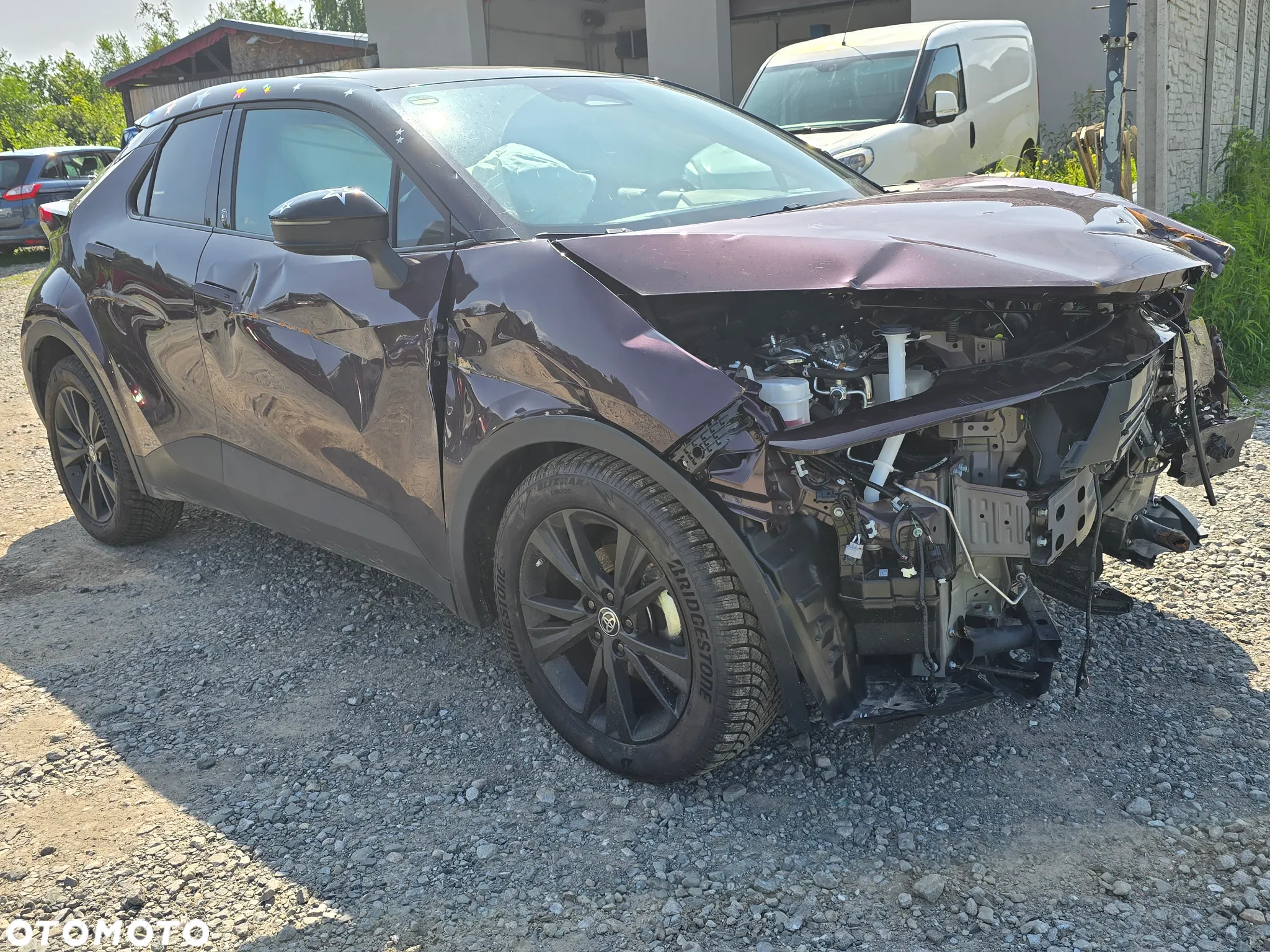 Toyota C-HR 2.0 Hybrid Black&White - 4