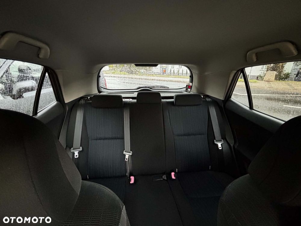 Toyota Auris 1.6 VVT-i Premium - 3
