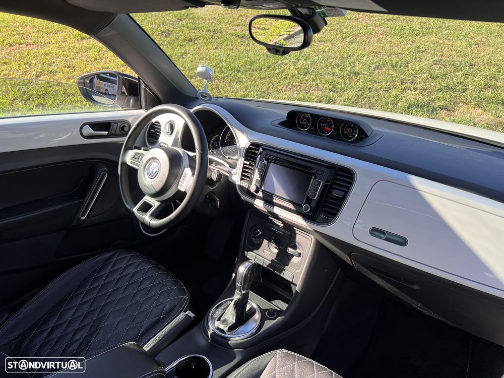 VW New Beetle - 9