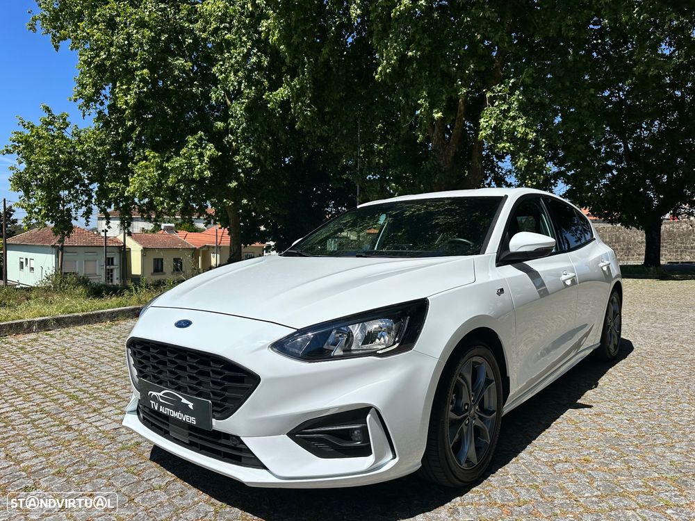 Ford Focus 1.0 EcoBoost S&S ST-LINE - 2