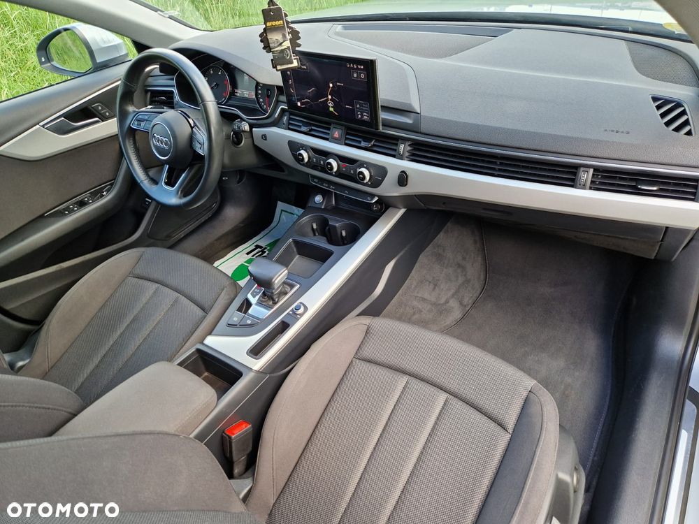 Audi A4 Avant - 22