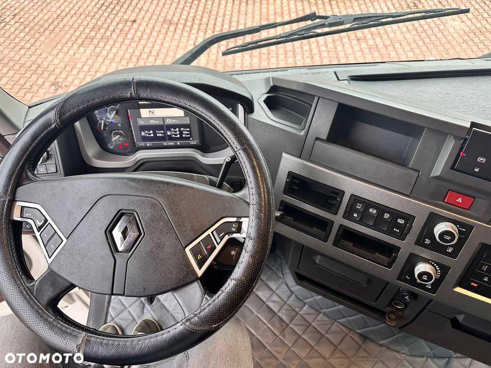 Renault T480 High STANDARD - 9