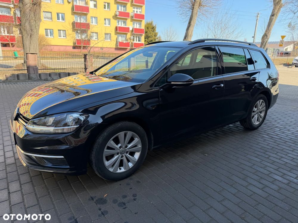 Volkswagen Golf 1.6 TDI SCR DSG Comfortline - 4
