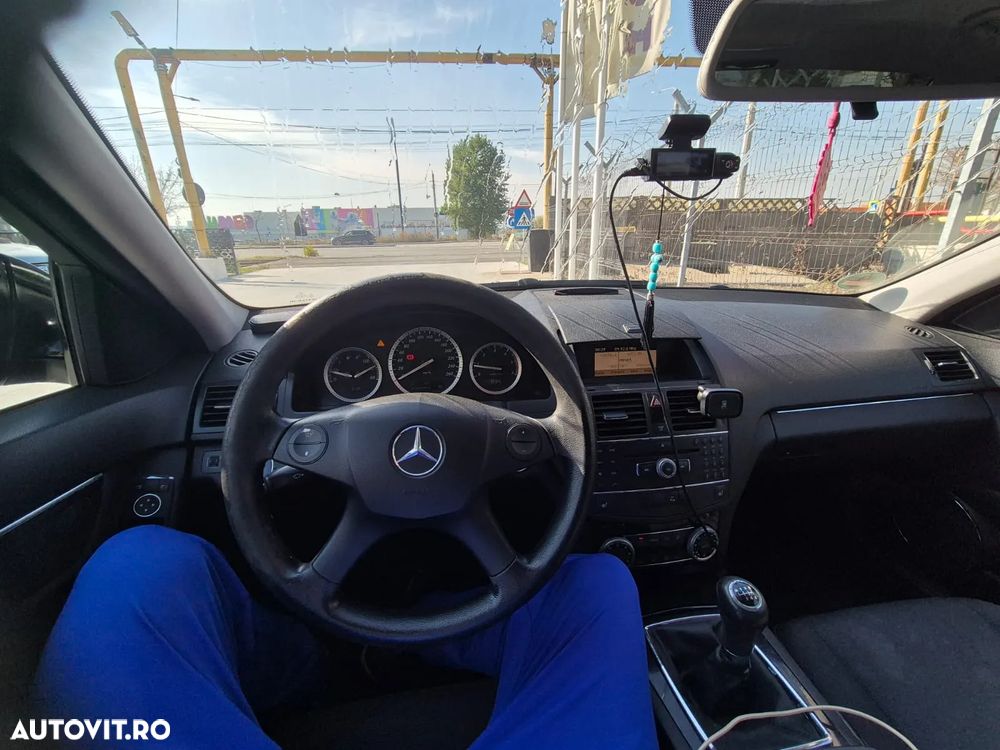 Mercedes-Benz C 220 T CDI Classic - 4