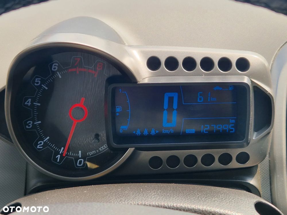 Chevrolet Aveo 1.4 LT - 17