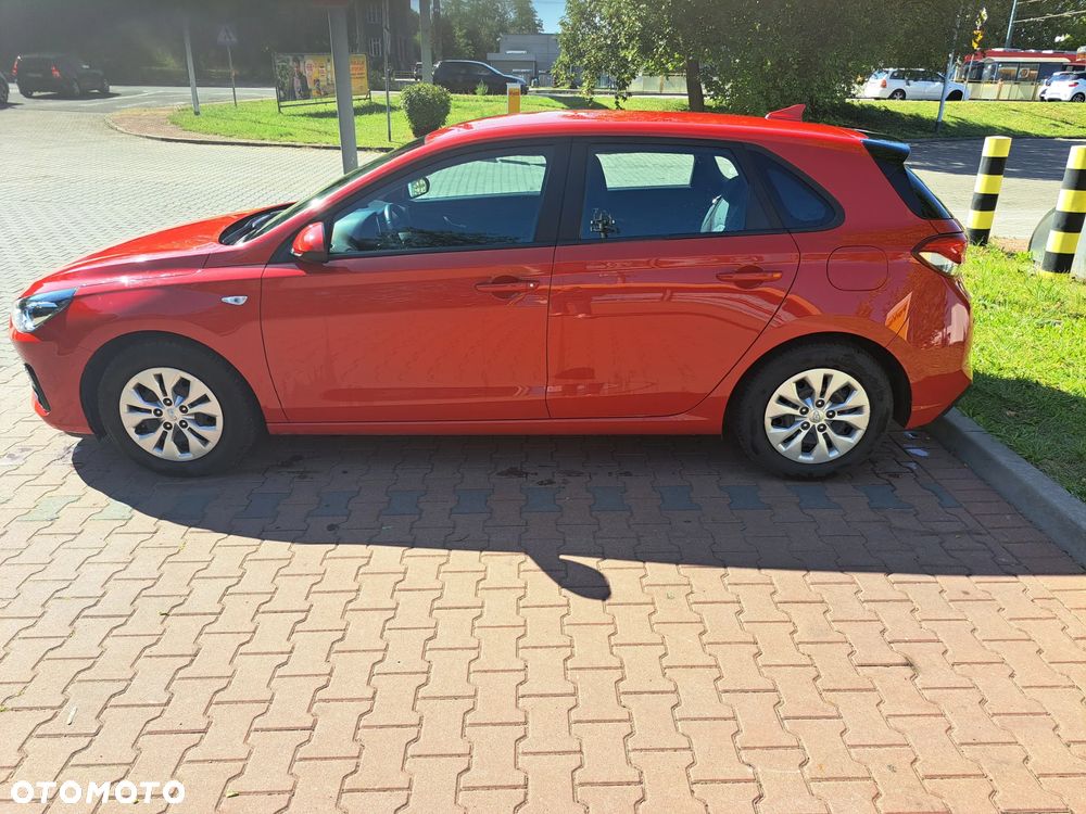 Hyundai i30 1.5 DPI Classic + - 2