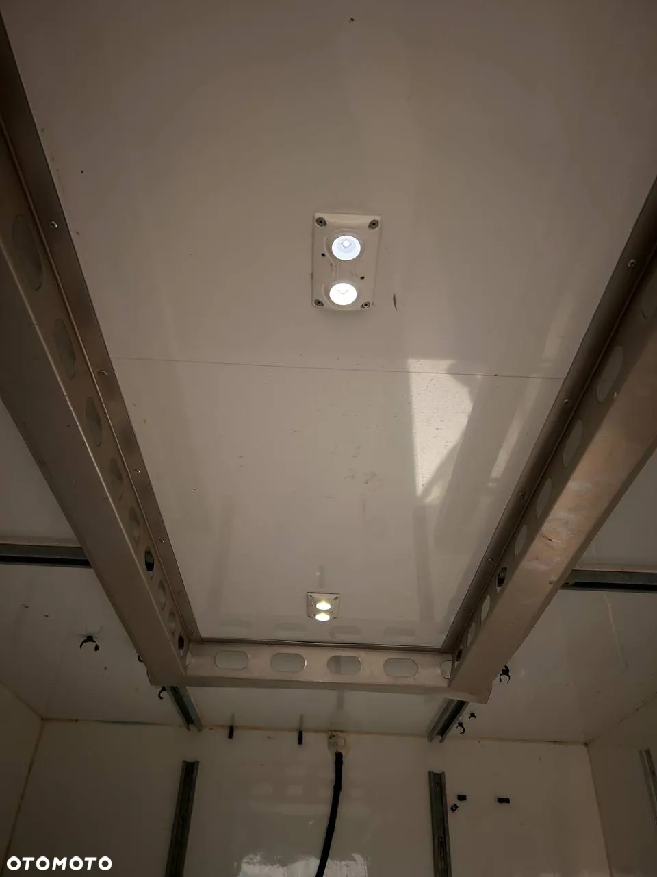 Renault Trafic - 16