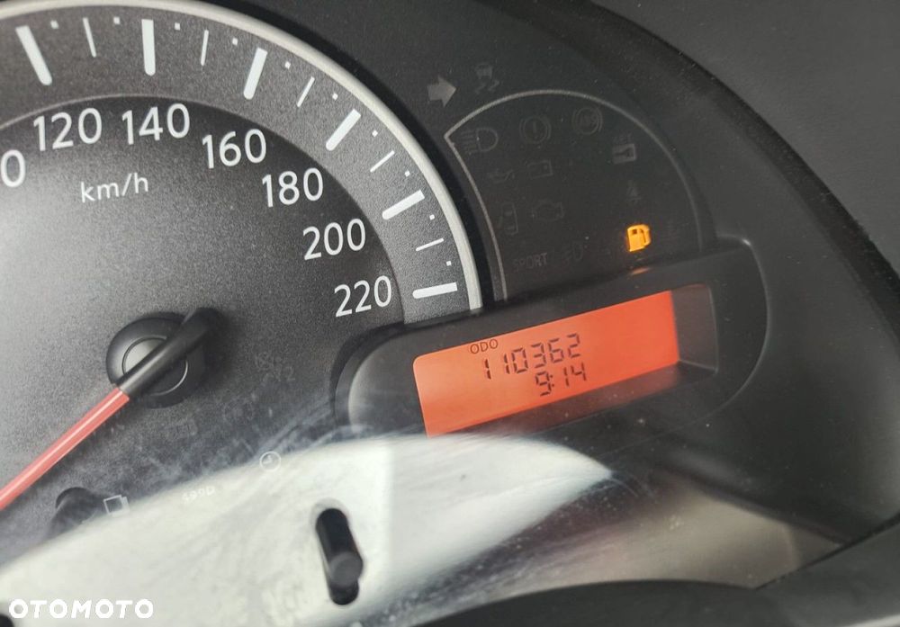 Nissan Micra - 9
