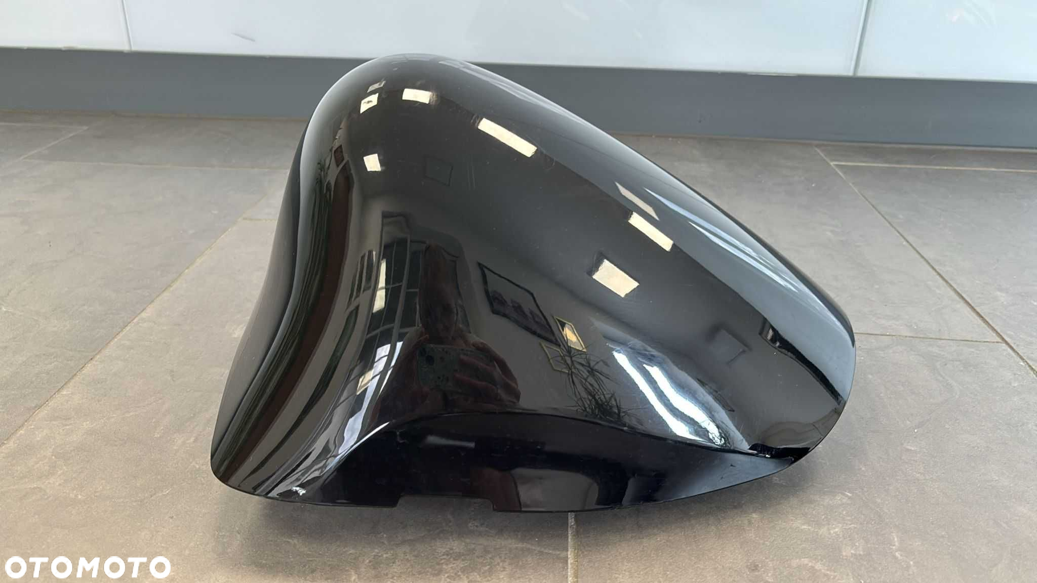 Nakładka na Siedzenie Pasażera Suzuki GSXR 1300 Hayabusa 99-07 [1485] - 3