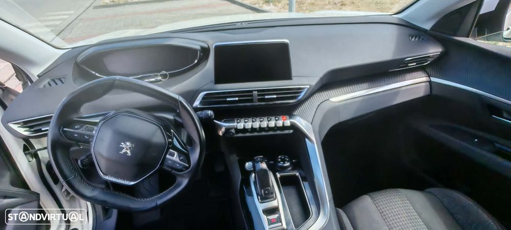 Peugeot 5008 1.5 BlueHDi Allure EAT8 - 6
