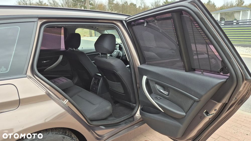 BMW Seria 3 318d - 12