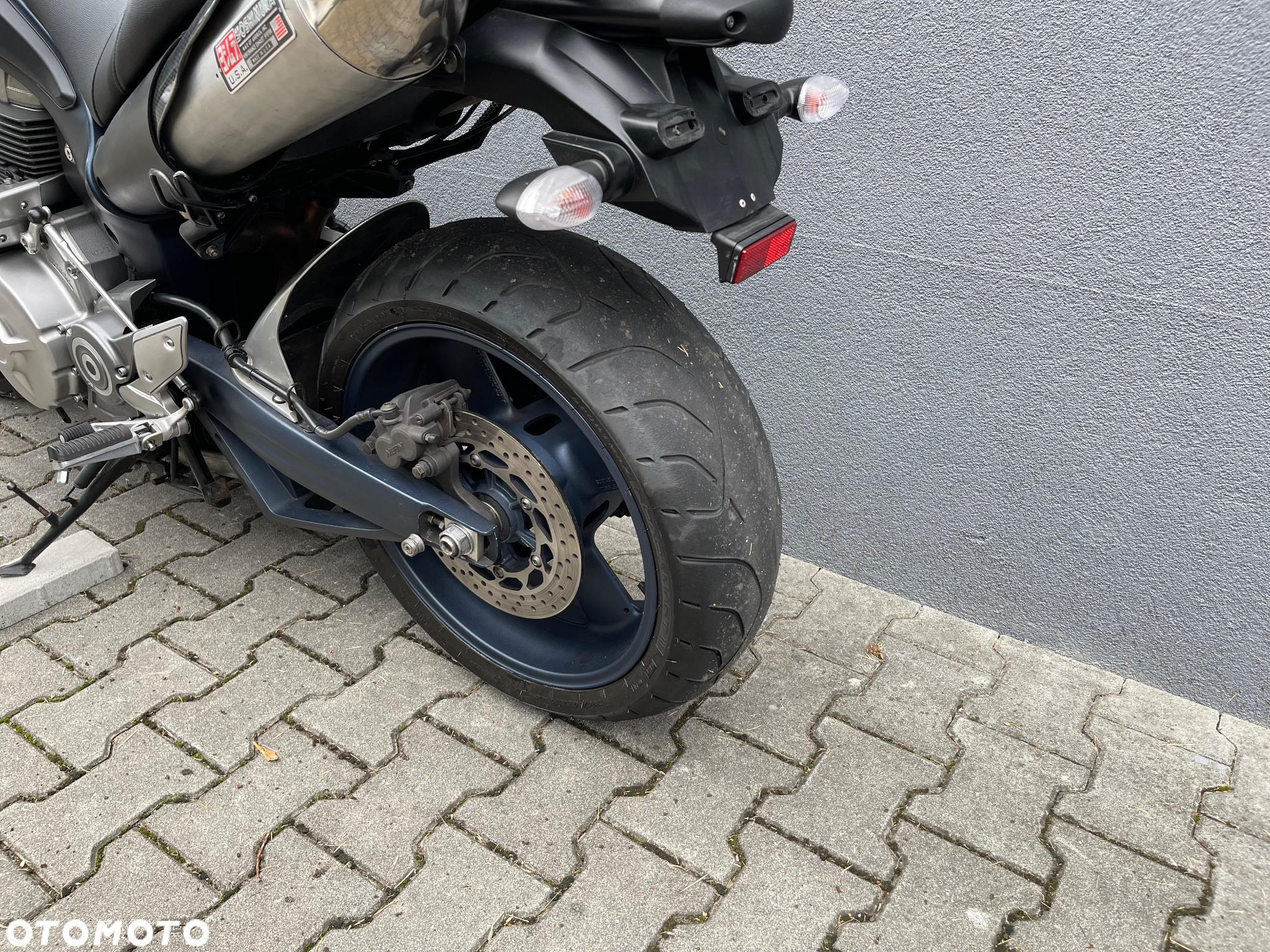 Yamaha MT - 19