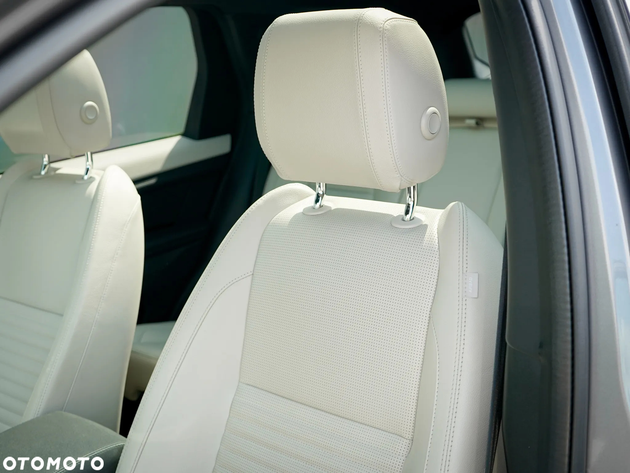 Land Rover Discovery Sport - 13