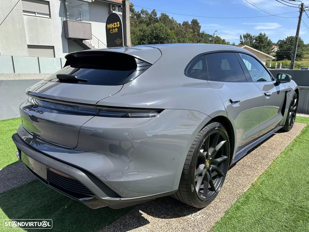 Porsche Taycan Sport Turismo GTS - 9