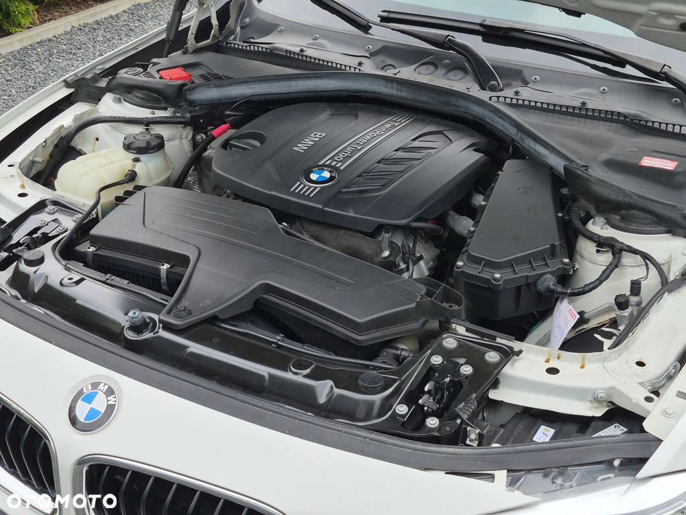 BMW Seria 3 320d xDrive - 39