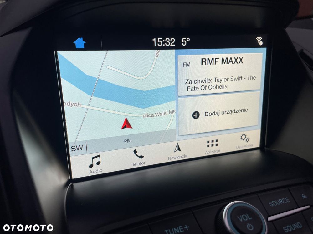 Ford Kuga 1.5 EcoBoost 2x4 Titanium - 30