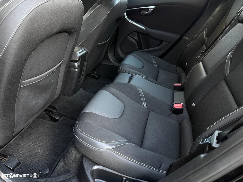 Volvo V40 D2 RDesign - 11