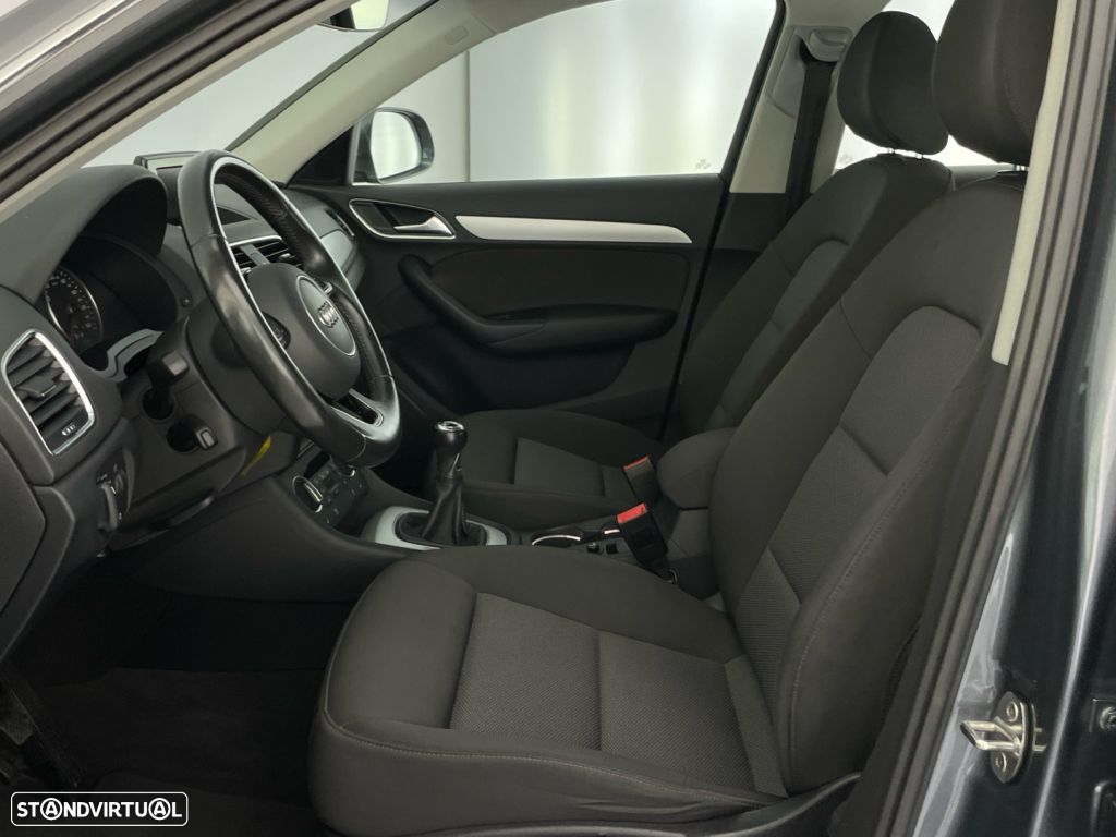 Audi Q3 1.4 TFSI CoD Sport - 11