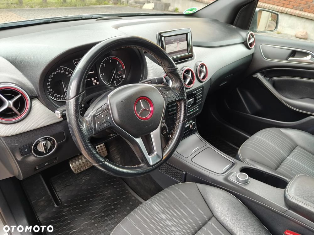Mercedes-Benz Klasa B 200 CDI (BlueEFFICIENCY) 7G-DCT - 12