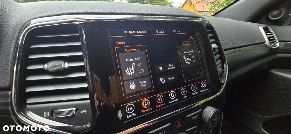 Jeep Grand Cherokee 3.6 V6 Laredo - 24