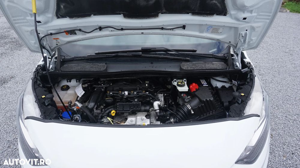 Ford Transit Connect - 22