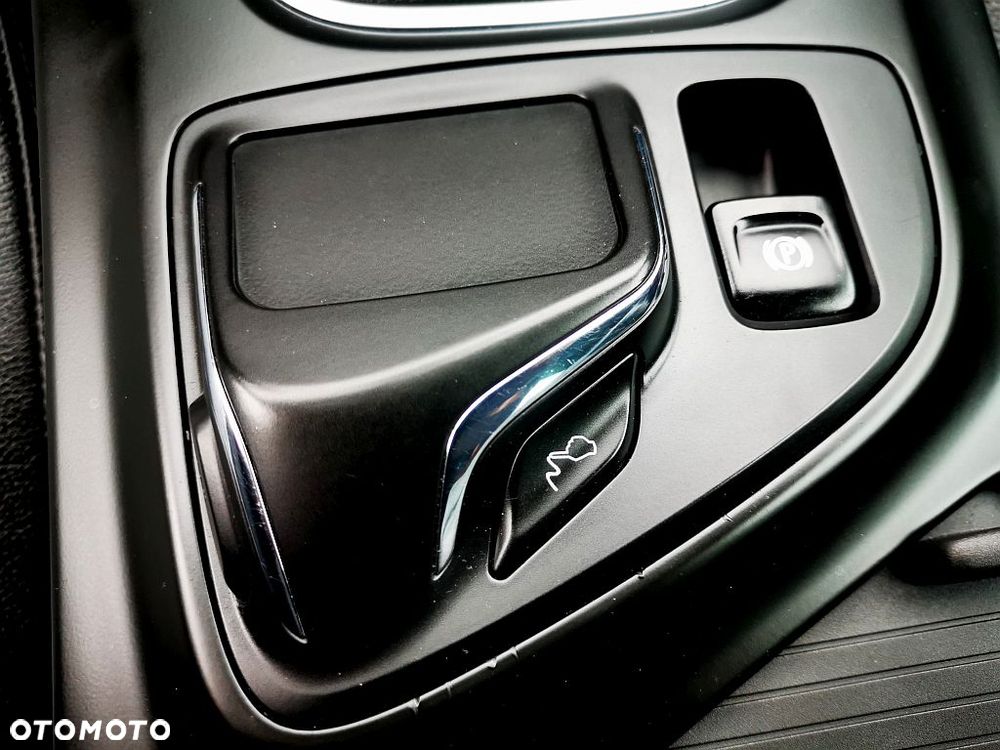 Opel Insignia - 14
