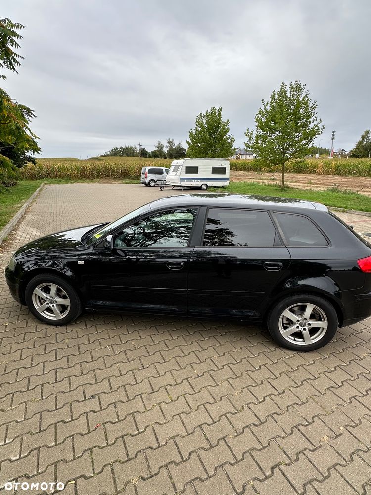 Audi A3 Sportback 2.0T FSI Quattro Ambition - 8