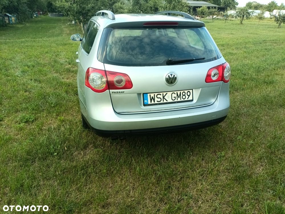 Volkswagen Passat - 3