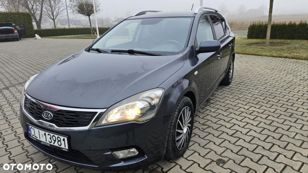 Kia Ceed 1.6 Crdi Comfort + - 4