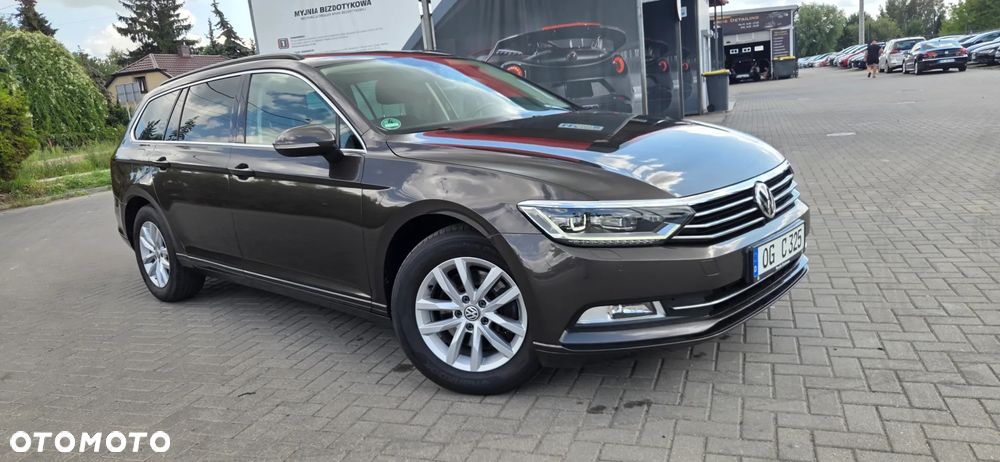Volkswagen Passat Variant 2.0 TDI BMT Highline - 19
