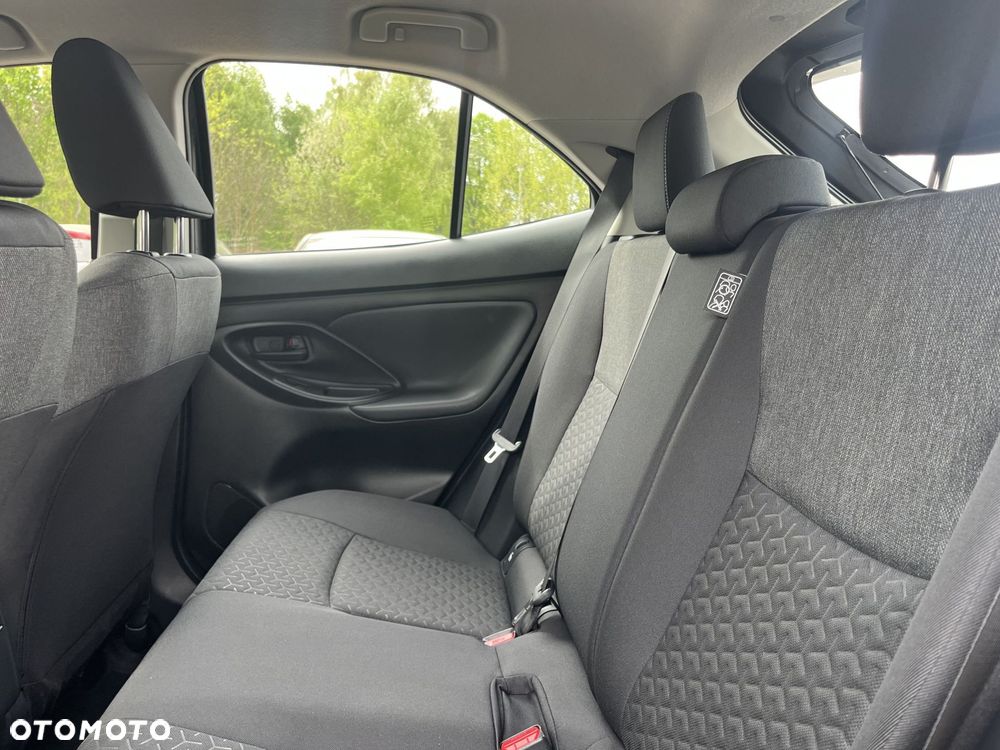 Toyota Yaris Cross Hybrid 1.5 Comfort - 19