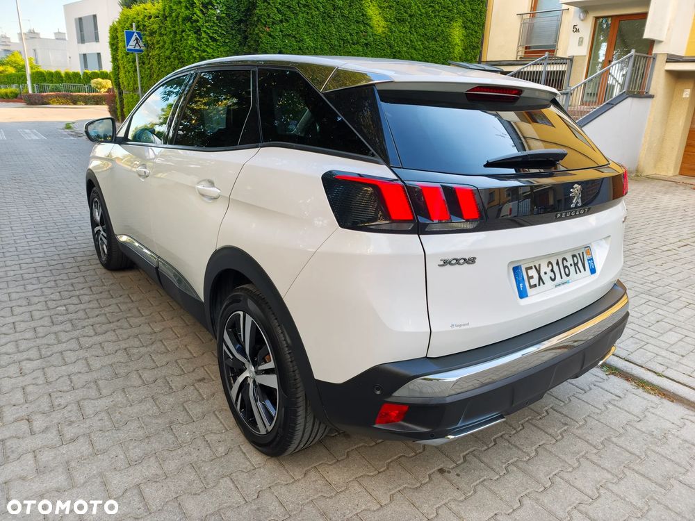 Peugeot 3008 PureTech 130 Stop & Start GPF Allure - 4
